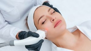 Tratamiento de depilación láser SHR en zona pequeña, ideal para eliminar el vello de forma indolora y efectiva en áreas como labio y axilas.